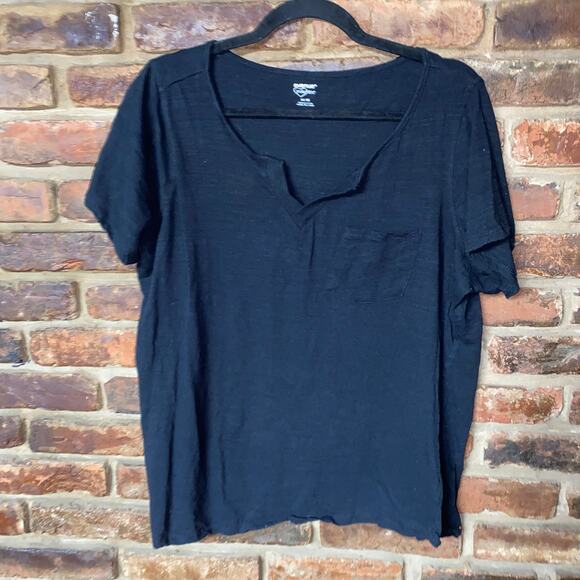 Avenue Tops - Avenue Black Short Sleeve V-Neck Pocket T-Shirt Women's Size 14/16
